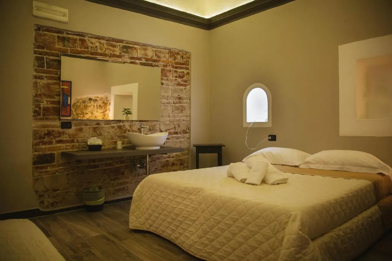 Konukevi Pino Dependance Otel San Terenzo