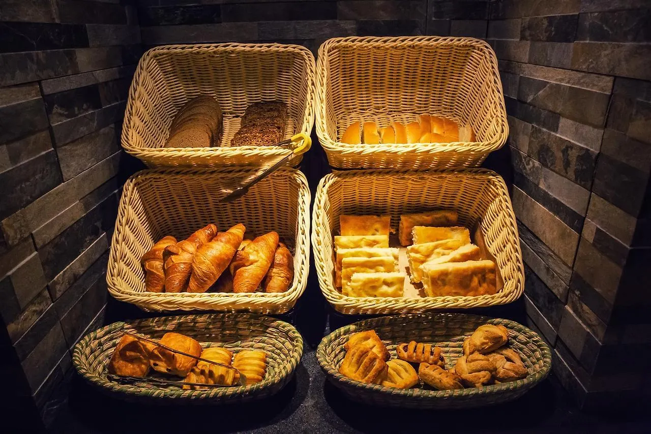 Pino Dependance Otel San Terenzo